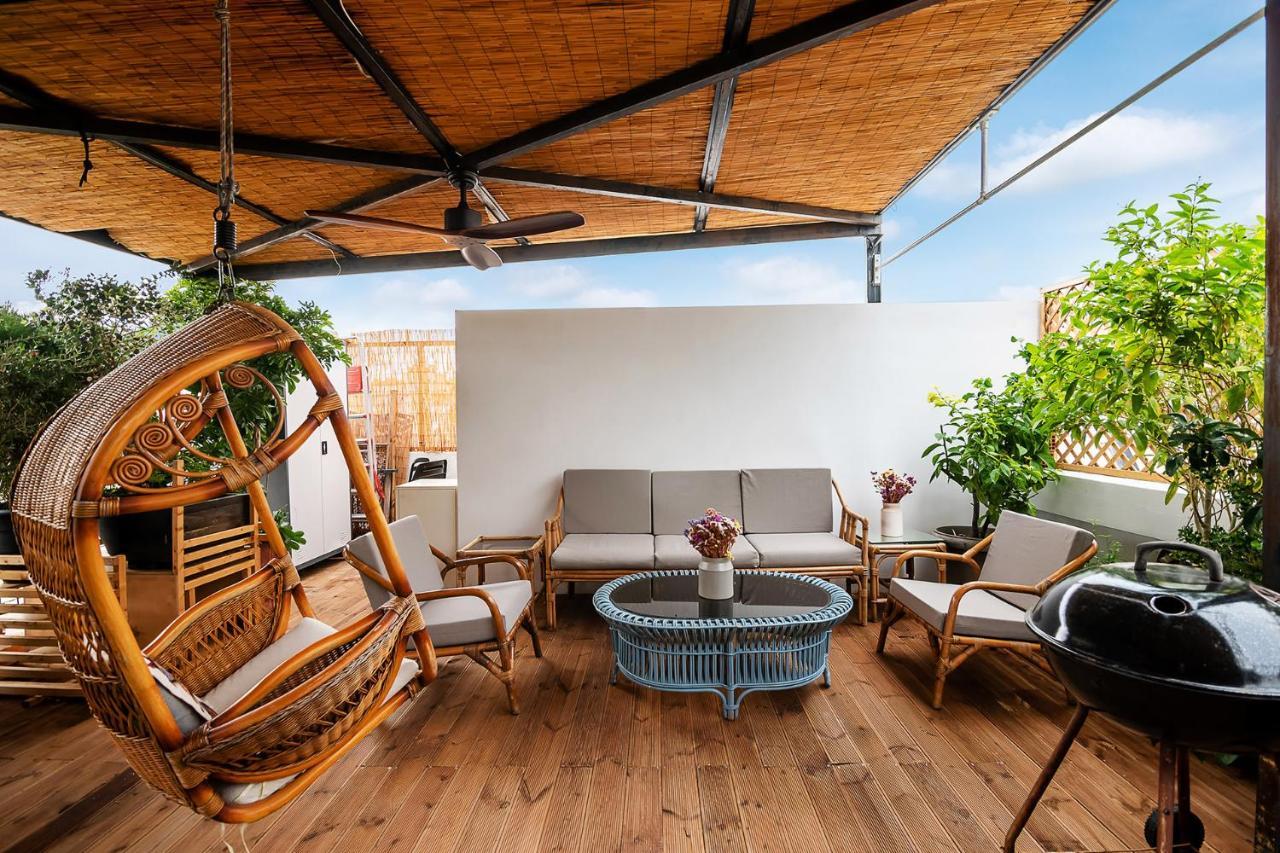 Unique Solar Penthouse With Jacuzzi And Sauna In Central Athens Exterior photo
